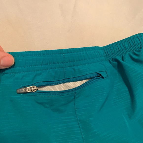 Nike XS DriFit Teal Shorts - EUC - Picture 3 of 7